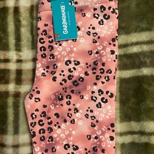Girls Leggings. NWT.